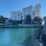 Grand Sissi Apartment