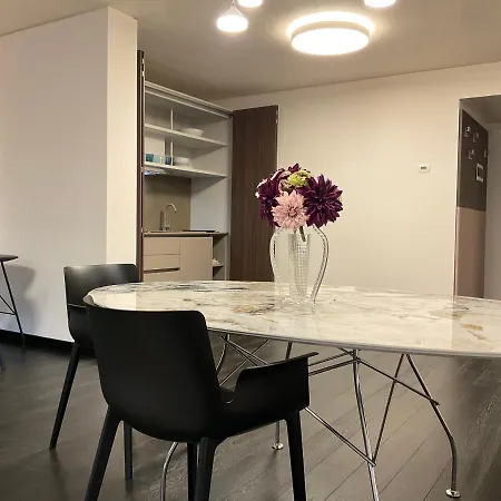 Grand Sissi Apartman *