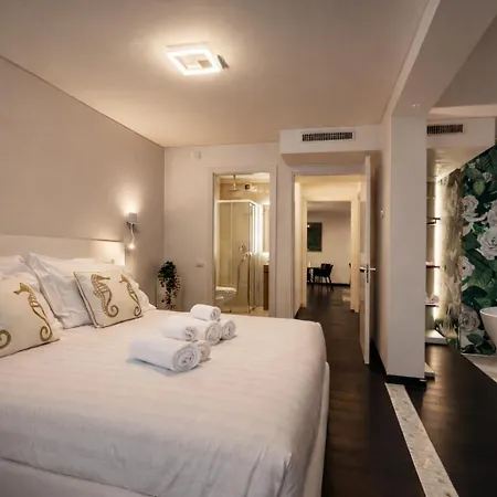 Apartment Grand Sissi Triest
