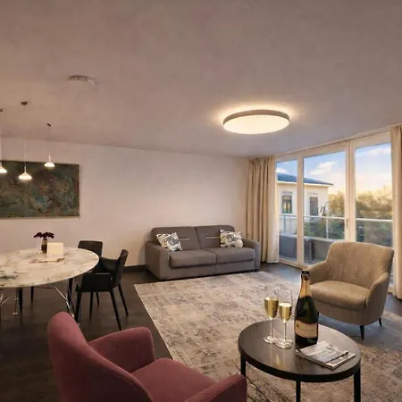 Grand Sissi Apartment