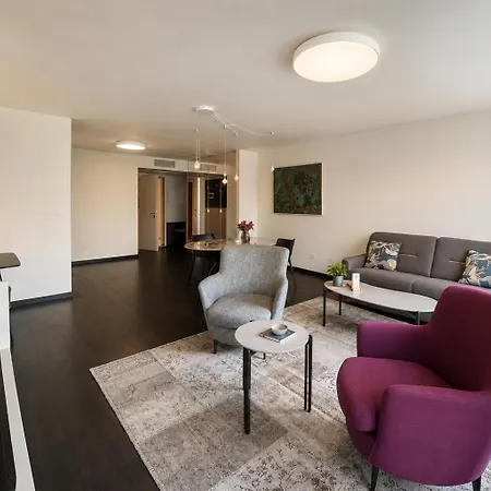 Grand Sissi Apartment