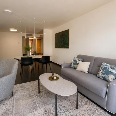 Grand Sissi Apartment *