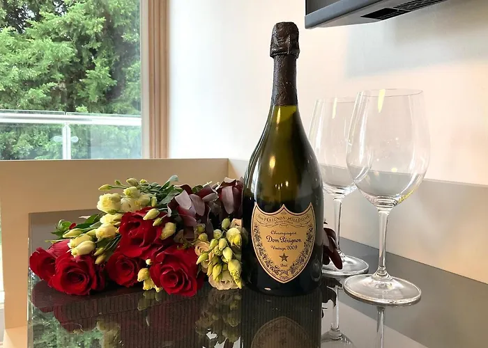 Grand Sissi Apartment *